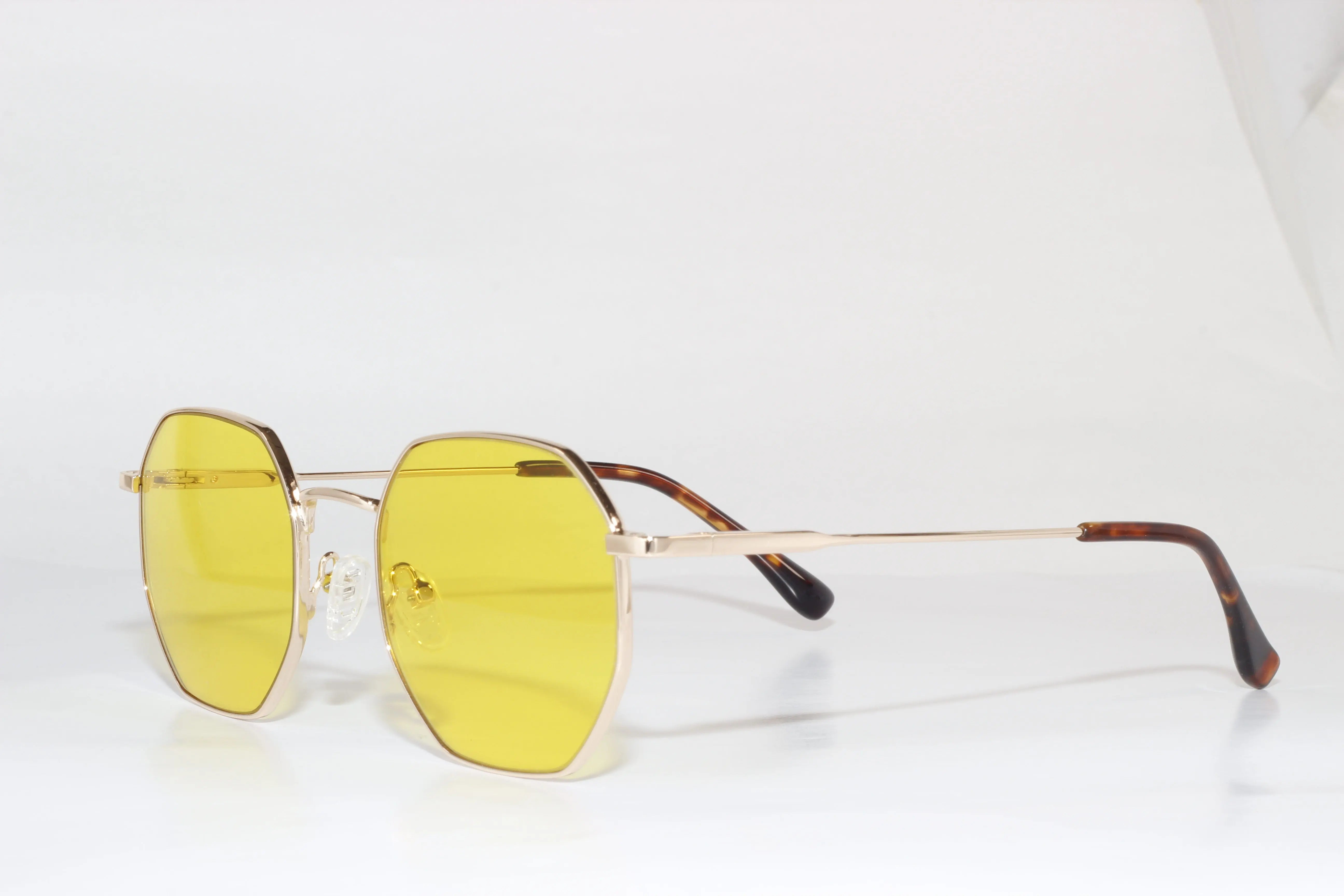 Aurum Día AUREO LIGHTSTYLE